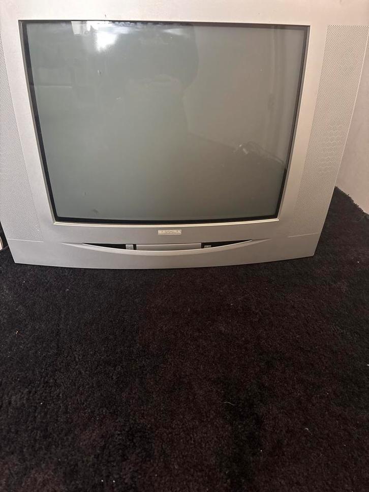 Salora CRT TV - Vintage DVD, Audio, Tv en Foto, Vintage Televisies, Gebruikt, 80 tot 100 cm, Overige merken, Ophalen of Verzenden