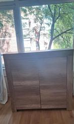 Hout look kast op te halen in Maastricht, Antiek en Kunst, Antiek | Meubels | Kasten, Ophalen