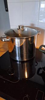 Soeppan van le chef en 3 koekepannen van Tefal., Huis en Inrichting, Ophalen of Verzenden, Zo goed als nieuw