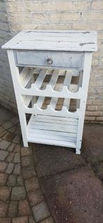 Flessen Tafeltje, Ophalen