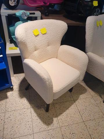 Nieuwe Fauteuil - Nu voor €90! beschikbaar voor biedingen