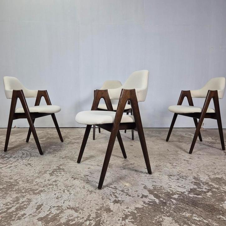 Kai Kristiansen 'Compass Chair' vintage deense eetkamerstoel, Huis en Inrichting, Stoelen, Gebruikt, Vier, Hout, Stof, Overige kleuren