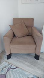 Stoel natuzzi suède als nieuw., Huis en Inrichting, Fauteuils, Ophalen, Zo goed als nieuw, 75 tot 100 cm, 50 tot 75 cm
