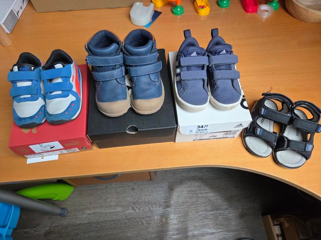 Kinderschoenen maat 25, Kinderen en Baby's, Kinderkleding | Schoenen en Sokken, Ophalen, Schoenen, Zo goed als nieuw, Jongen