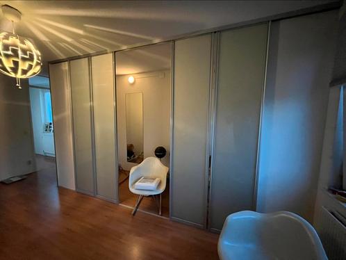 Kledingkast kastenwand, Huis en Inrichting, Kasten | Kledingkasten, Zo goed als nieuw, 200 cm of meer, 200 cm of meer, 50 tot 75 cm