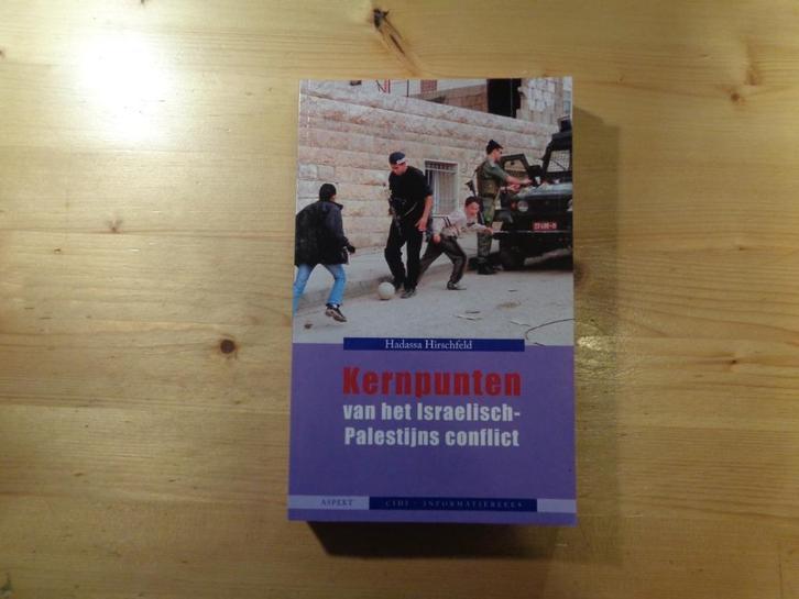 Hadassa Hirschfeld - kernpunten van het Israelisch, Boeken, Politiek en Maatschappij, Zo goed als nieuw, Politiek en Staatkunde