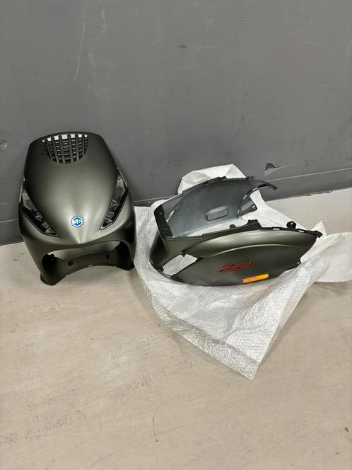 Piaggio Zip voorkap + achterkap NIEUW Groen & Wit, Motoren, Tuning en Styling, Ophalen of Verzenden
