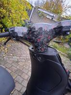 Piaggio ZIP Custom flakes Rood Forged Carbon, Fietsen en Brommers, Scooters | Piaggio, Ophalen of Verzenden, Nieuw, Benzine, Zip