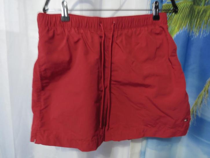 rode zwem short mt M van tommy hilfiger, Kleding | Heren, Badmode en Zwemkleding, Zwemshort, Maat 48/50 (M), Rood, Ophalen of Verzenden