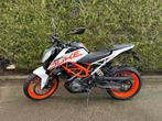 KTM Duke 390 | 2020 | White/Orange, Motoren, Particulier, 373 cc, Minimaal motorrijbewijs A2, Sportuitlaat