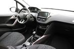 Peugeot 2008 1.2 PureTech Active | Navigatie | Panoramadak |, Stof, Gebruikt, Euro 6, 1270 kg