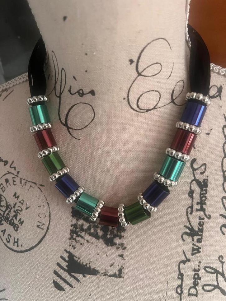 Kleurrijke Halsketting met kralen, Sieraden, Tassen en Uiterlijk, Kettingen, Nieuw, Overige materialen, Overige kleuren, Met hanger