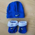 Nike mutsje met sokjes 0-6 mnd, Kinderen en Baby's, Ophalen of Verzenden, Zo goed als nieuw, Maat 50, Muts