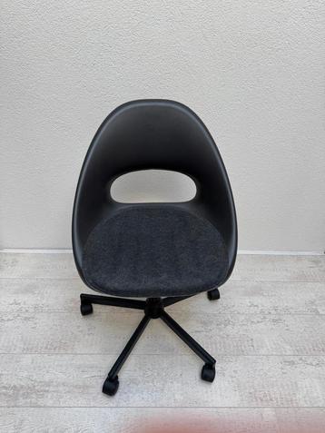 Zwarte bureaustoel - Zo goed als nieuw! beschikbaar voor biedingen
