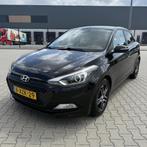 Hyundai i20 1.2 HP i-Motion | NW APK !, Gebruikt, Euro 6, 4 cilinders, Zwart