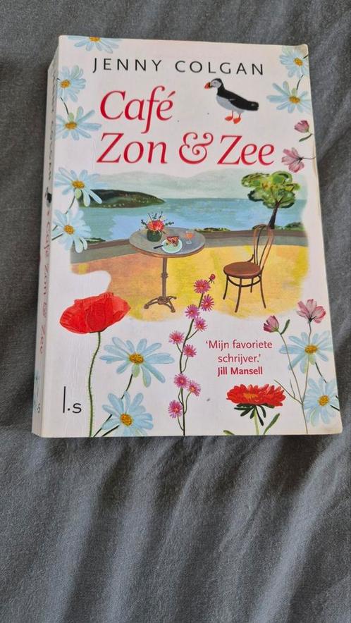 Jenny Colgan - Café Zon & Zee, Boeken, Romans, Zo goed als nieuw, Nederland, Ophalen of Verzenden