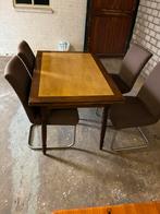 Uitschuifbare tafel met 6 stoelen., Ophalen, Gebruikt