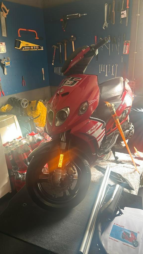 Malaguti Phantom F12R voor onderdelen, Fietsen en Brommers, Brommeronderdelen | Scooters, Zo goed als nieuw, Overige merken, Overige typen
