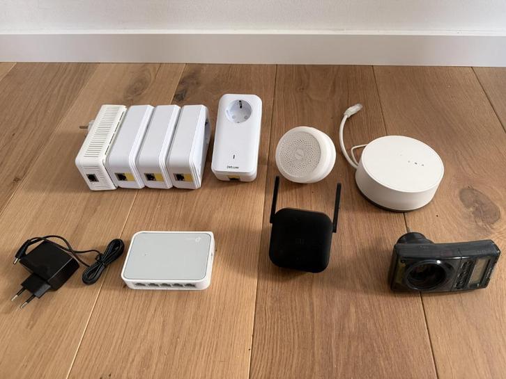 Networking and smart home items, Telecommunicatie, Overige Telecommunicatie, Gebruikt, Ophalen of Verzenden