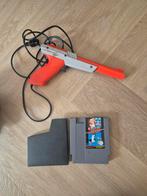 Nintendo NES Zapper + Duck Hunt, Spelcomputers en Games, Gebruikt, Shooter, 2 spelers, Ophalen of Verzenden