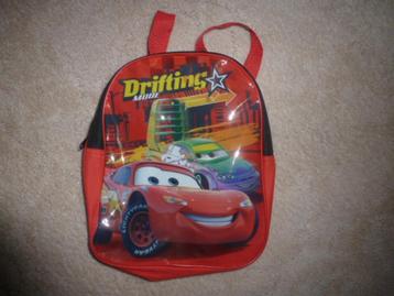super mooie CARS rugtas rood met zwart  beschikbaar voor biedingen