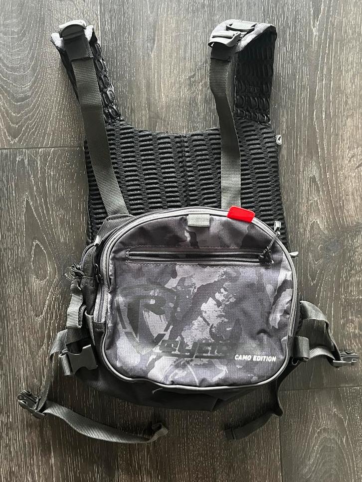 Fox Rage Voyager Camo Tackle Vest, Watersport en Boten, Hengelsport | Roofvissen, Nieuw, Overige typen, Ophalen of Verzenden
