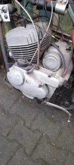 Kawa 350 avenger blok, Motoren, Ophalen