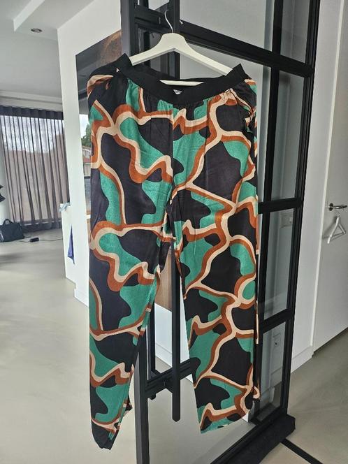 Summum pantalon maat 38 nieuw, Kleding | Dames, Broeken en Pantalons, Nieuw, Maat 38/40 (M), Overige kleuren, Lang, Verzenden