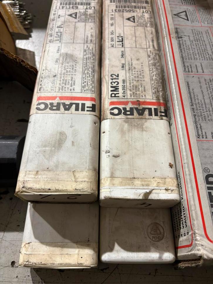 Partij Laselektroden Diverse Soorten, Zakelijke goederen, Machines en Bouw | Lastechniek, Ophalen