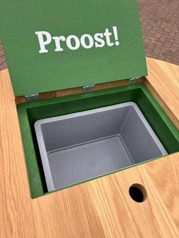 Heineken Bartafel met Parasol en Opbergruimte beschikbaar voor biedingen