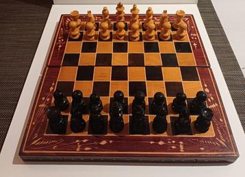 Vintage Houten Schaak/Backgammon Reisset USSR beschikbaar voor biedingen