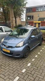 Toyota Aygo 1.0 12V Vvt-i 5DRS 2009 Blauw, Auto's, Voorwielaandrijving, Stof, 68 pk, Origineel Nederlands