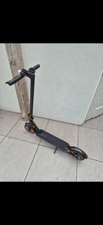 Elektrische step 30 kmph, Ophalen of Verzenden, Zo goed als nieuw, Elektrische step (E-scooter)