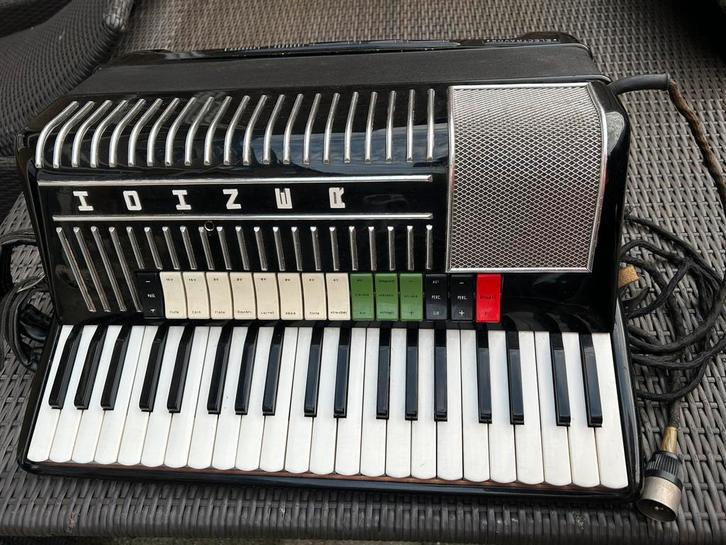 Elektrische Accordeon Hohner, 120 bas, goed staat, Muziek en Instrumenten, Accordeons, Gebruikt, Toetsaccordeon, 120-bas, Hohner