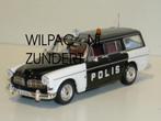Volvo 220 . Amazon combi. Polis.Zweedse politie schaal 1:43., Ophalen of Verzenden, Nieuw, Auto, MiniChamps
