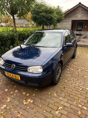 Volkswagen Golf 1.6 77KW 2003 Blauw beschikbaar voor biedingen