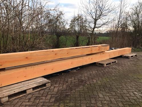Douglas balk- enorm !!, Doe-het-zelf en Verbouw, Hout en Planken, Zo goed als nieuw, Balk, Overige houtsoorten, 300 cm of meer