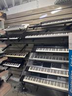 veel synt Korg Yamaha Roland Gem Hammond, Muziek en Instrumenten, Synthesizers, Ophalen, Korg, Met midi-aansluiting, 61 toetsen