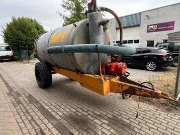 veenhuis waterton mesttank beschikbaar voor biedingen