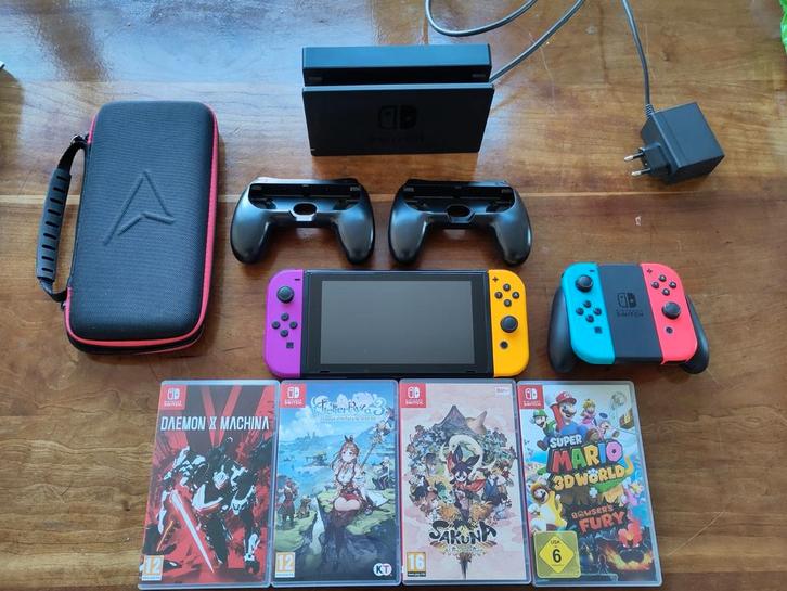 Nintendo Switch (2019) Compleet + 4 Games!, Spelcomputers en Games, Games | Nintendo Switch, Gebruikt, Avontuur en Actie, 1 speler