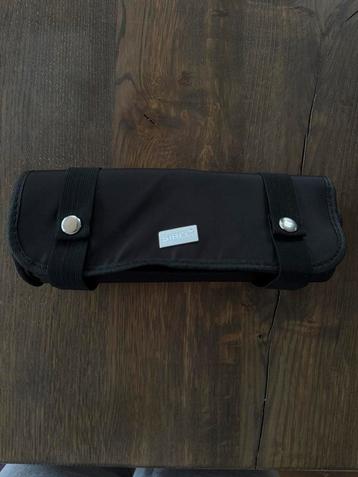 Sibel kappers etui beschikbaar voor biedingen