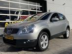 Nissan Qashqai 1.6 Acenta - Panorama dak I Navigatie I Airco, Voorwielaandrijving, Gebruikt, Zwart, 4 cilinders