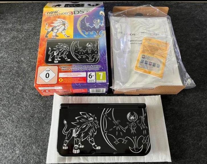 New Nintendo 3DS XL Solgaleo Lunala Limited Edition!, Spelcomputers en Games, Spelcomputers | Nintendo 2DS en 3DS, Zo goed als nieuw