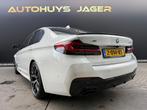BMW 5-serie 540i xDrive |Pano|Leder|360|Verkoeling|M-Pakket|, Auto's, BMW, Gebruikt, 2000 kg, Wit, Leder