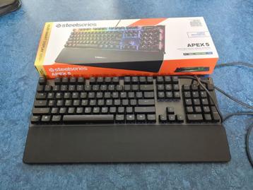  SteelSeries Apex 5 – RGB gaming toetsenbord met doos beschikbaar voor biedingen