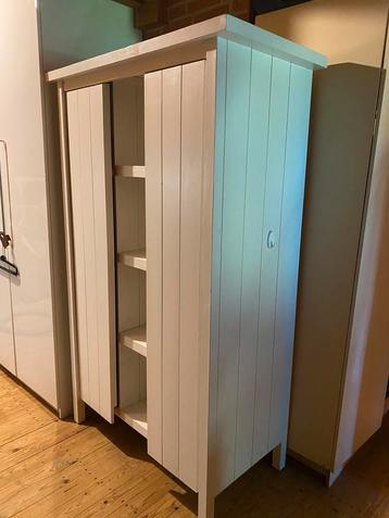 Commode en kledingkast Kids Factory beschikbaar voor biedingen