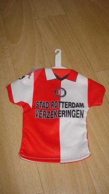 FEYENOORD MINI SHIRT,(RECHTS BOVENIN EEN GROOTTE VLEK)FOTO 2 beschikbaar voor biedingen