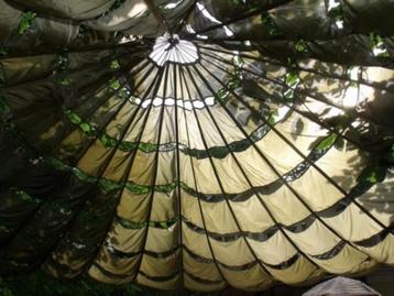 Cargo parachute US army beschikbaar voor biedingen