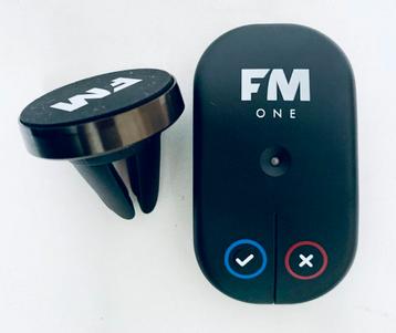 Flitsmeister one met magnetische houder beschikbaar voor biedingen