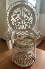 Vintage Pauw Kinderstoel - Rotan inclusief flamingo kussen, Gebruikt, Wit, Riet of Rotan, Ophalen of Verzenden